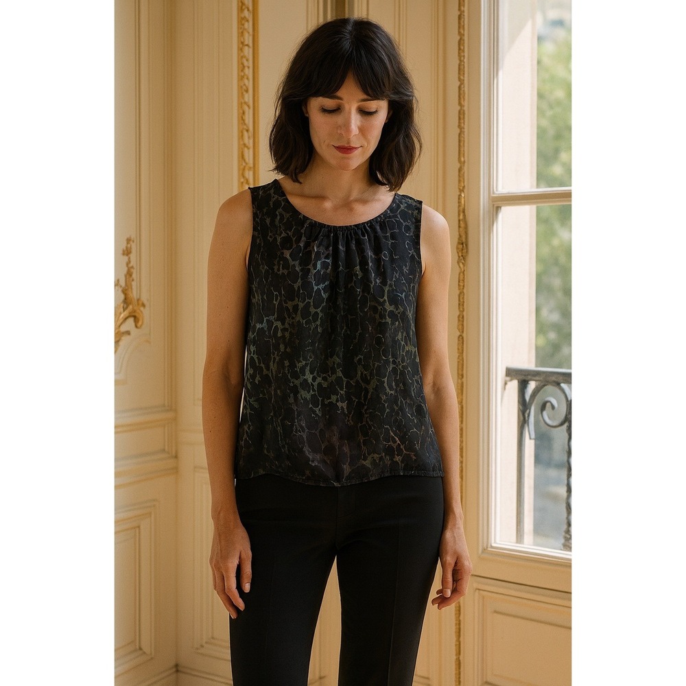 LOFT Women's Sleeveless‎ Blouse Top Animal Print Olive Green Black Casual